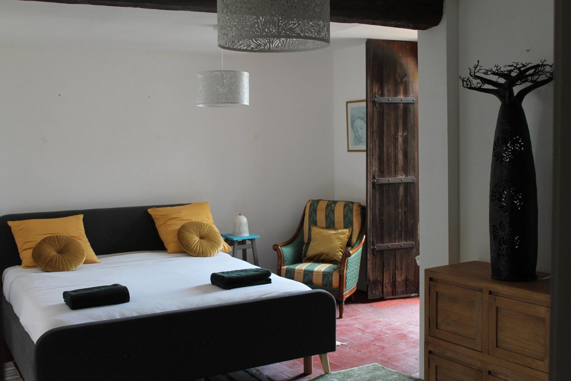 Les 2 Droles D'Oiseaux Bed & Breakfast Luc-sur-Orbieu Eksteriør bilde