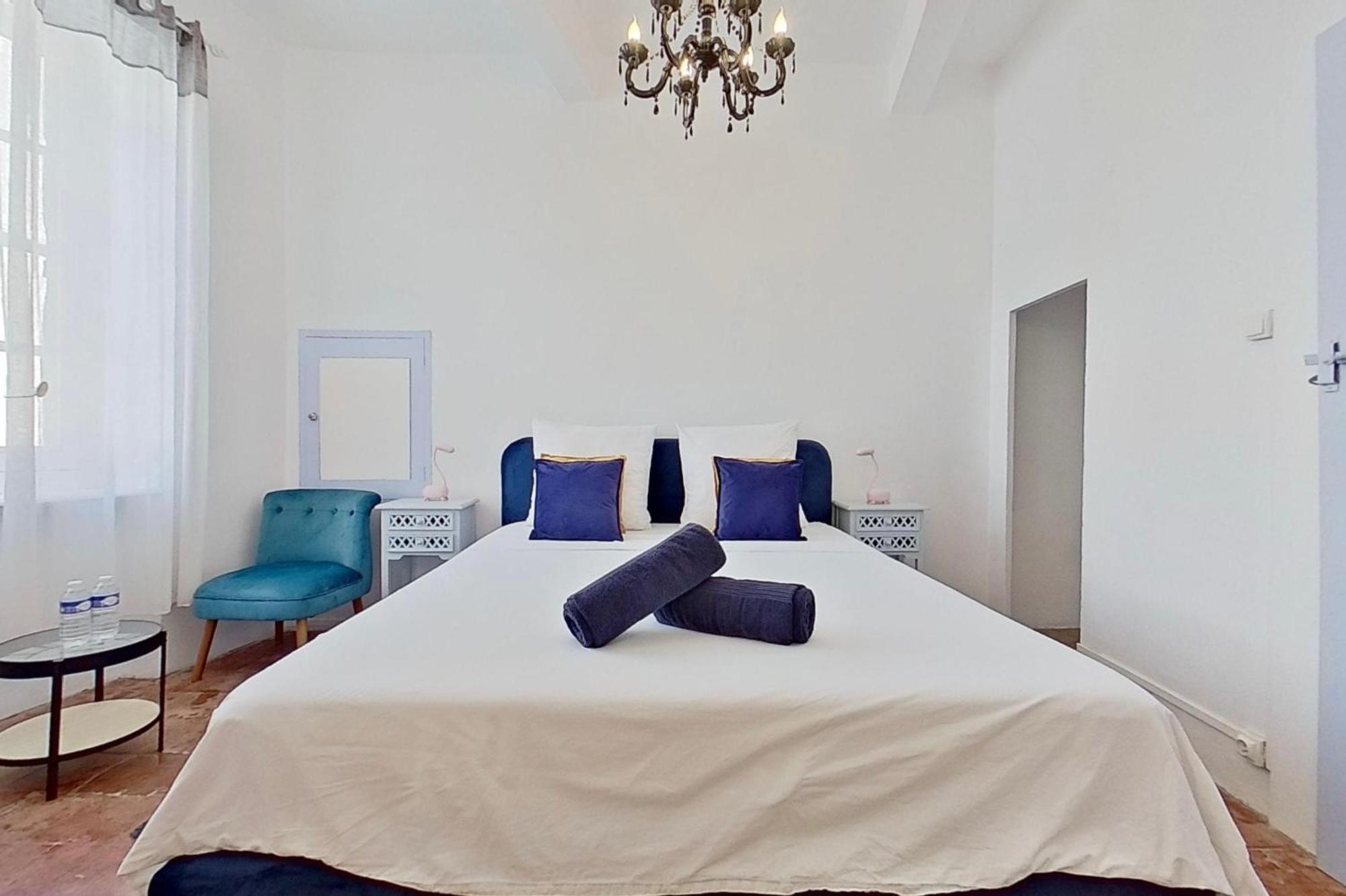 Les 2 Droles D'Oiseaux Bed & Breakfast Luc-sur-Orbieu Eksteriør bilde