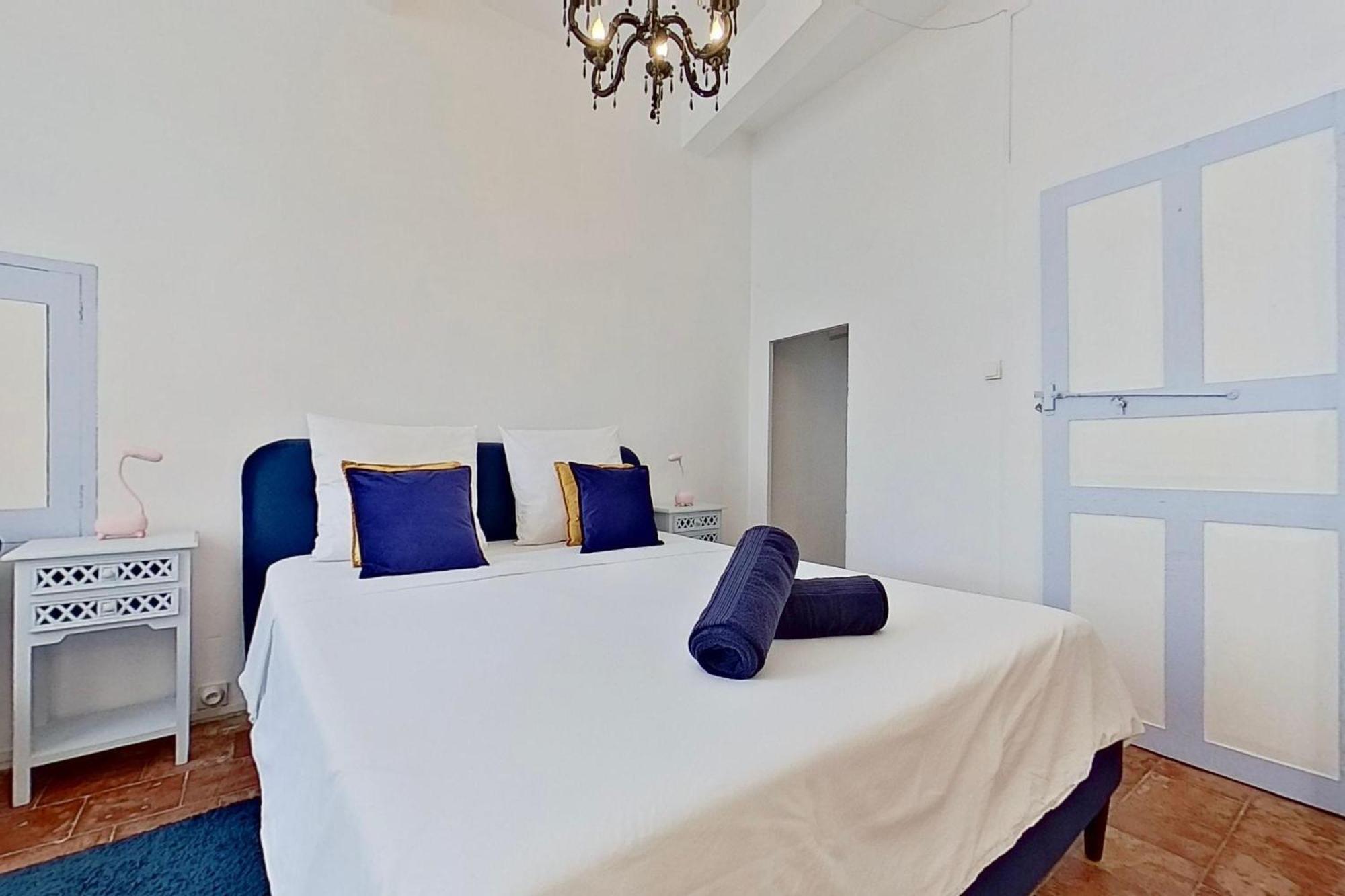 Les 2 Droles D'Oiseaux Bed & Breakfast Luc-sur-Orbieu Eksteriør bilde