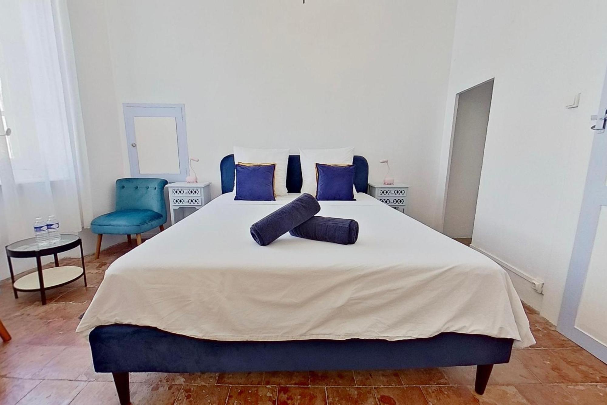Les 2 Droles D'Oiseaux Bed & Breakfast Luc-sur-Orbieu Eksteriør bilde