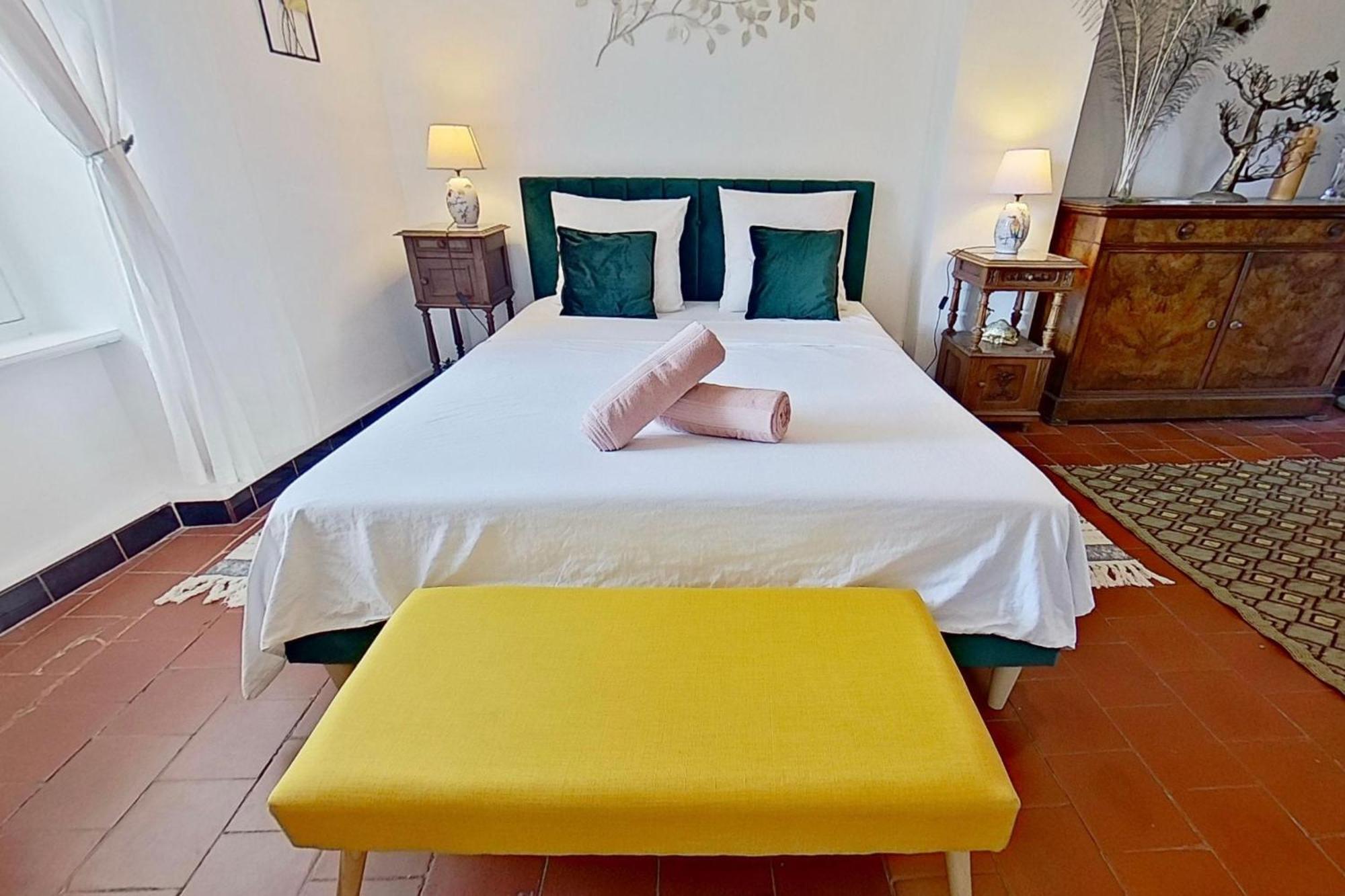 Les 2 Droles D'Oiseaux Bed & Breakfast Luc-sur-Orbieu Eksteriør bilde