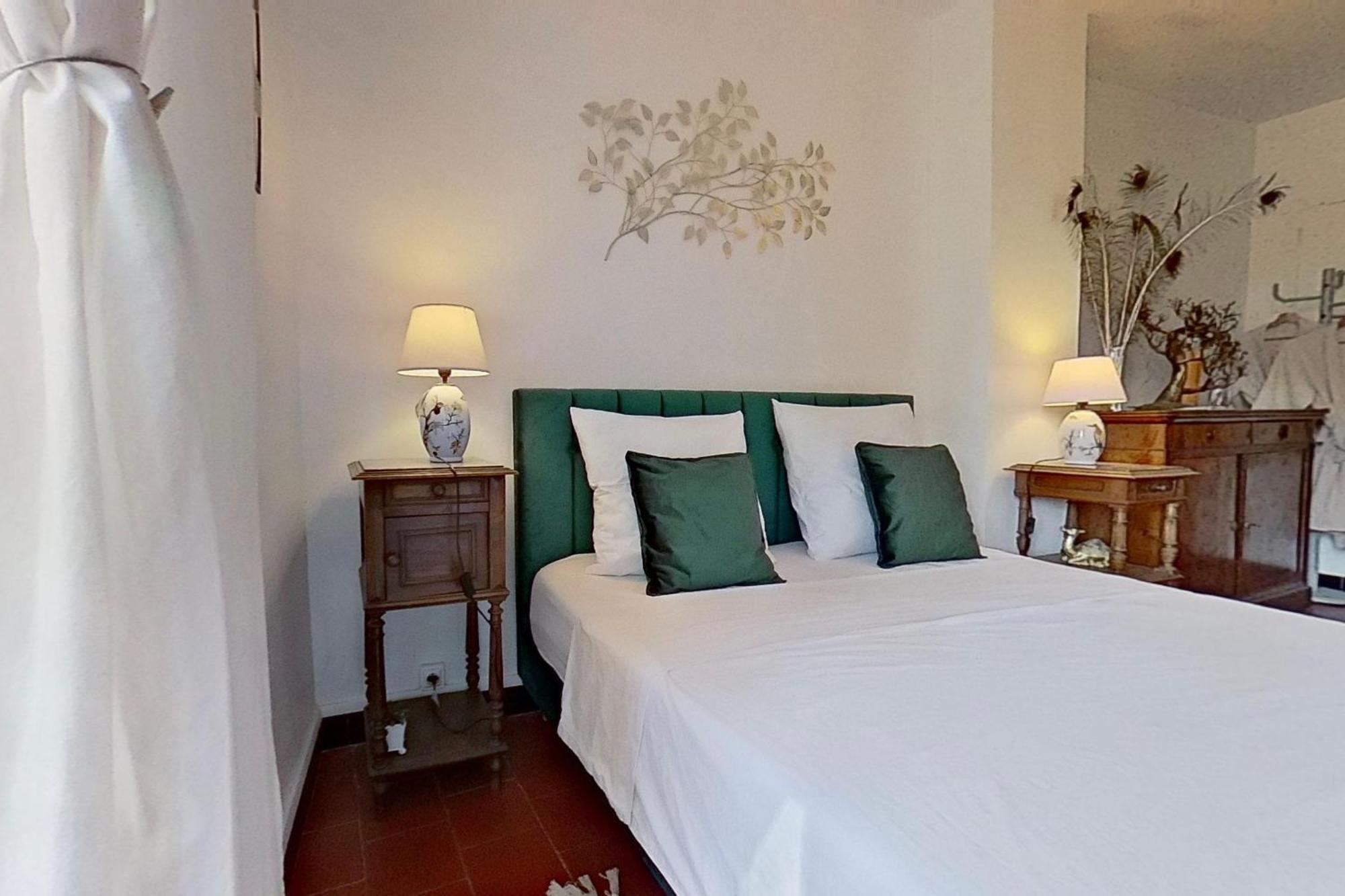 Les 2 Droles D'Oiseaux Bed & Breakfast Luc-sur-Orbieu Eksteriør bilde